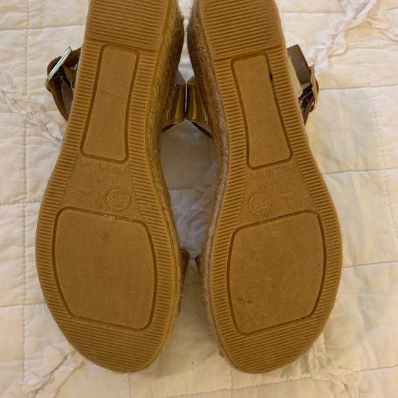 Gold Flatform Espadrilles - Picture 4 of 8